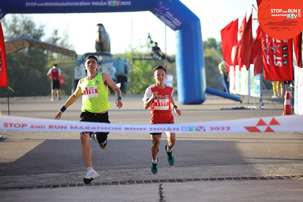 Giải có các cự ly chạy 5km;10km;21km;42km để vận động viên lựa chọn