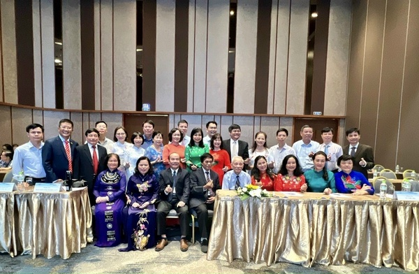 Hội nghị khoa học thường niên lần thứ XIX - VRA 2022 của Hội Thấp khớp học Hội nghị khoa học thường niên lần thứ XIX - VRA 2022 của Hội Thấp khớp học