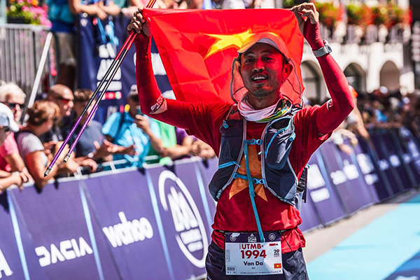Dan Lee - U50 không gì là không thể, anh là nguồn năng lượng trong "ngành marathon"
