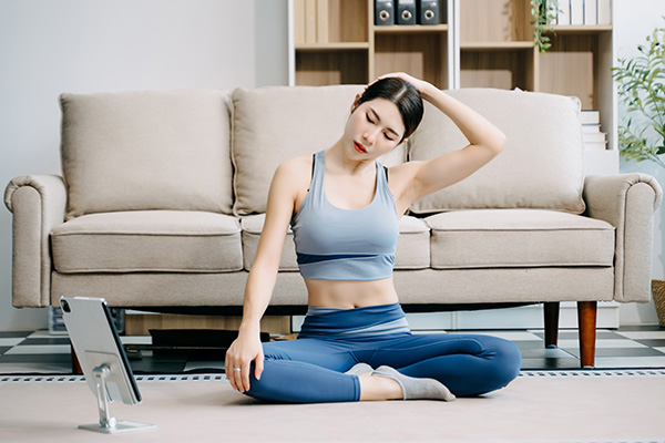 Người bệnh cần tập các bài tập về vùng cổ vai cánh tay