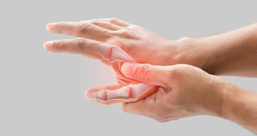 Đau cứng khớp ngón tay