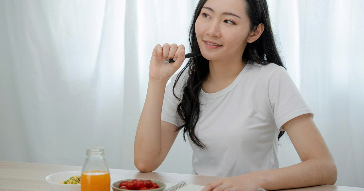 Xây dựng 1 chế độ ăn uống đủ chất, lành mạnh